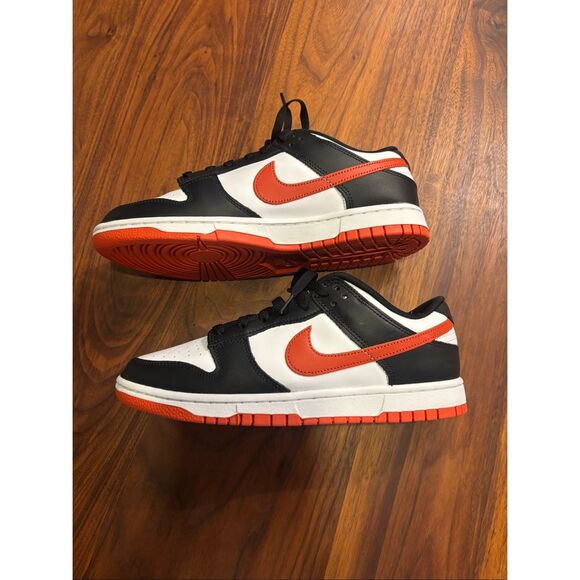 Nike Men's Black & White Dunk Low Retro Lace-up Red Swoosh Sneakers Sz 8.5 NWOT - Picture 3 of 10